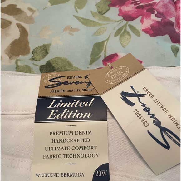 Seven7 Limited Edition Premium Denim Weekend Slim fit Bermuda - Picture 3 of 4